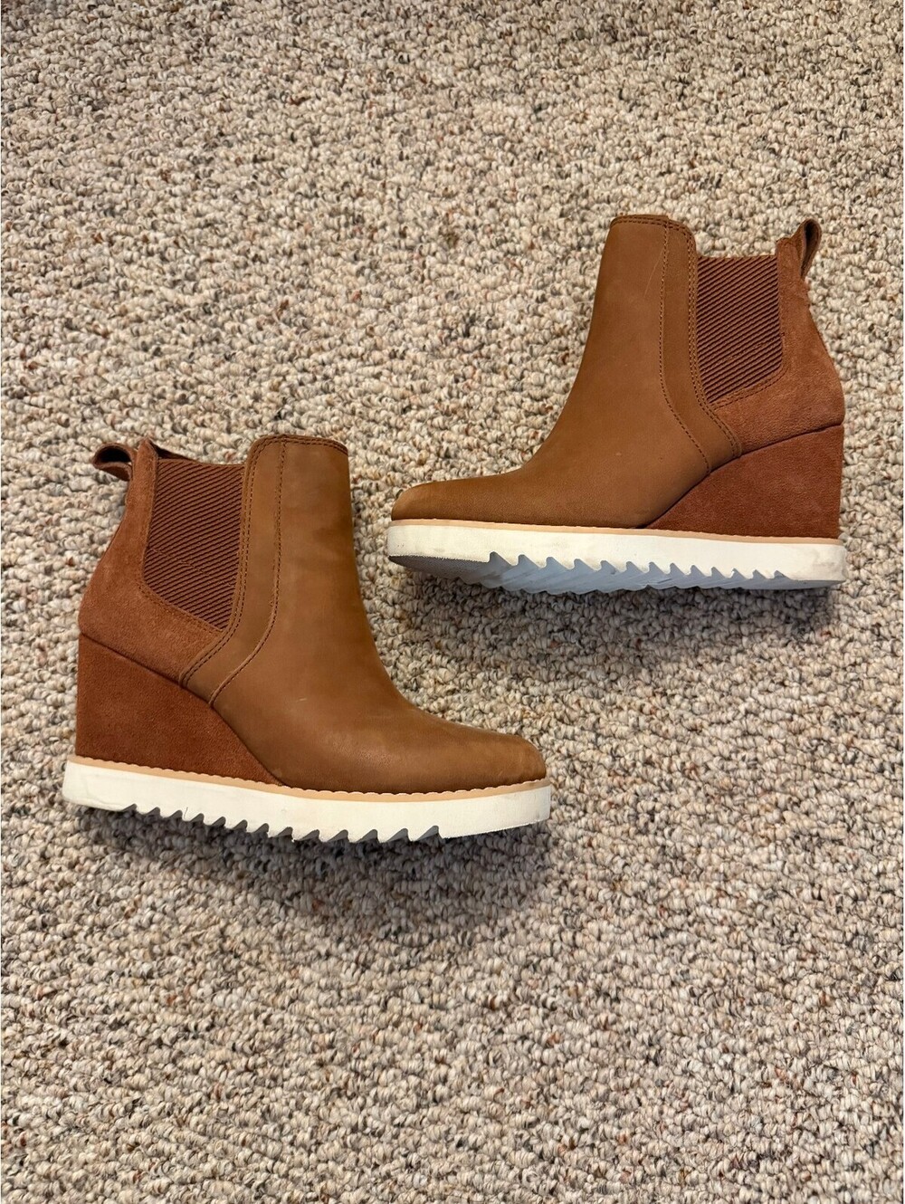 Toms brown suede Maddie wedge booties size 5